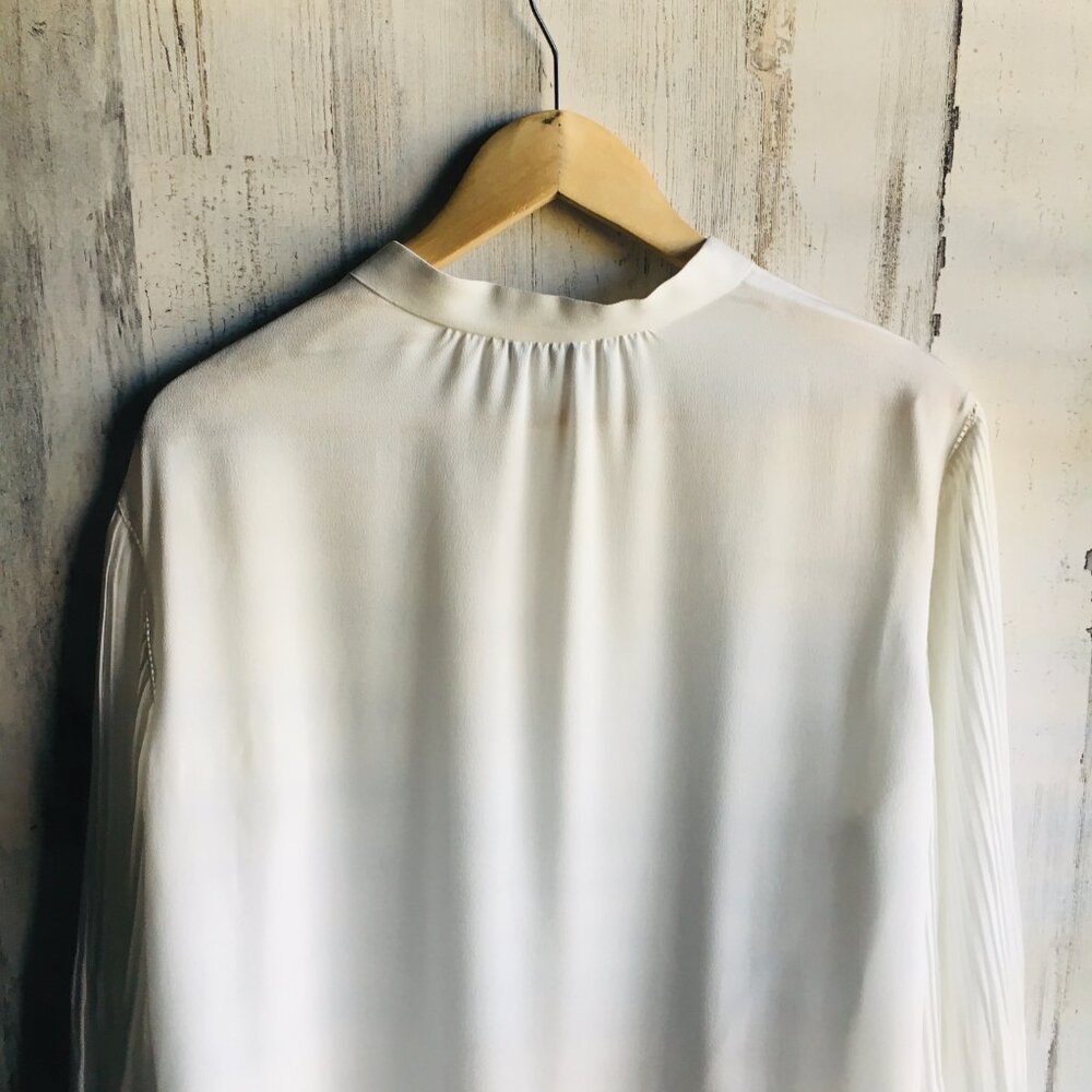 NWT Lafayette 148 Layla Plisse Pleated Sleeve Blouse Off-White Statement XL - Picture 16 of 16